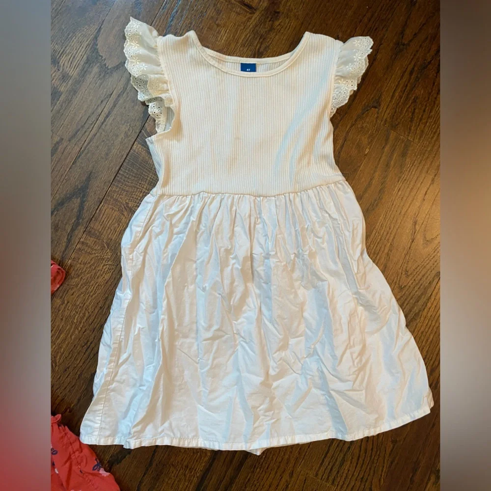 2pc Old Navy lightweight short sleeve dresses toddler girl size 4T summer play